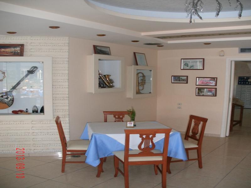 Montes Apartments & Studios Alykanas  Exteriér fotografie