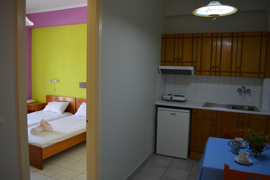 Montes Apartments & Studios Alykanas  Exteriér fotografie