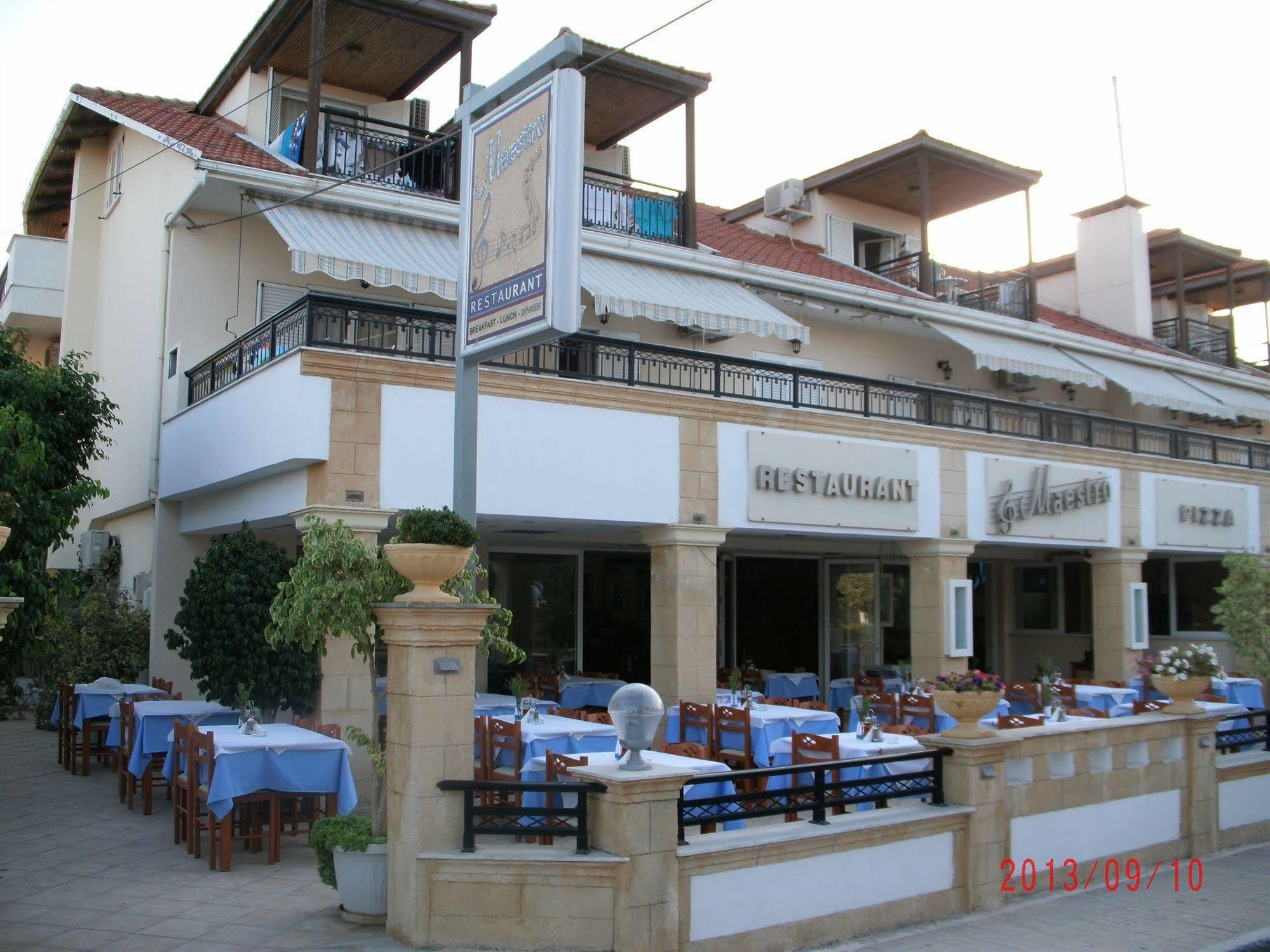 Montes Apartments & Studios Alykanas  Exteriér fotografie